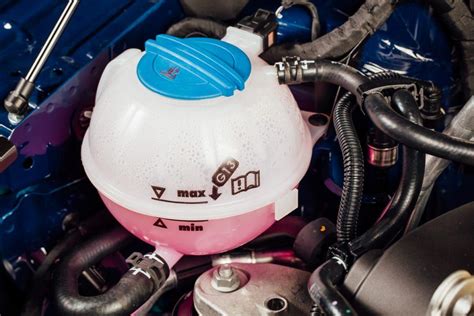 coolant loss no white smoke|Why Is My Coolant Disappearing With No Leak: Common。